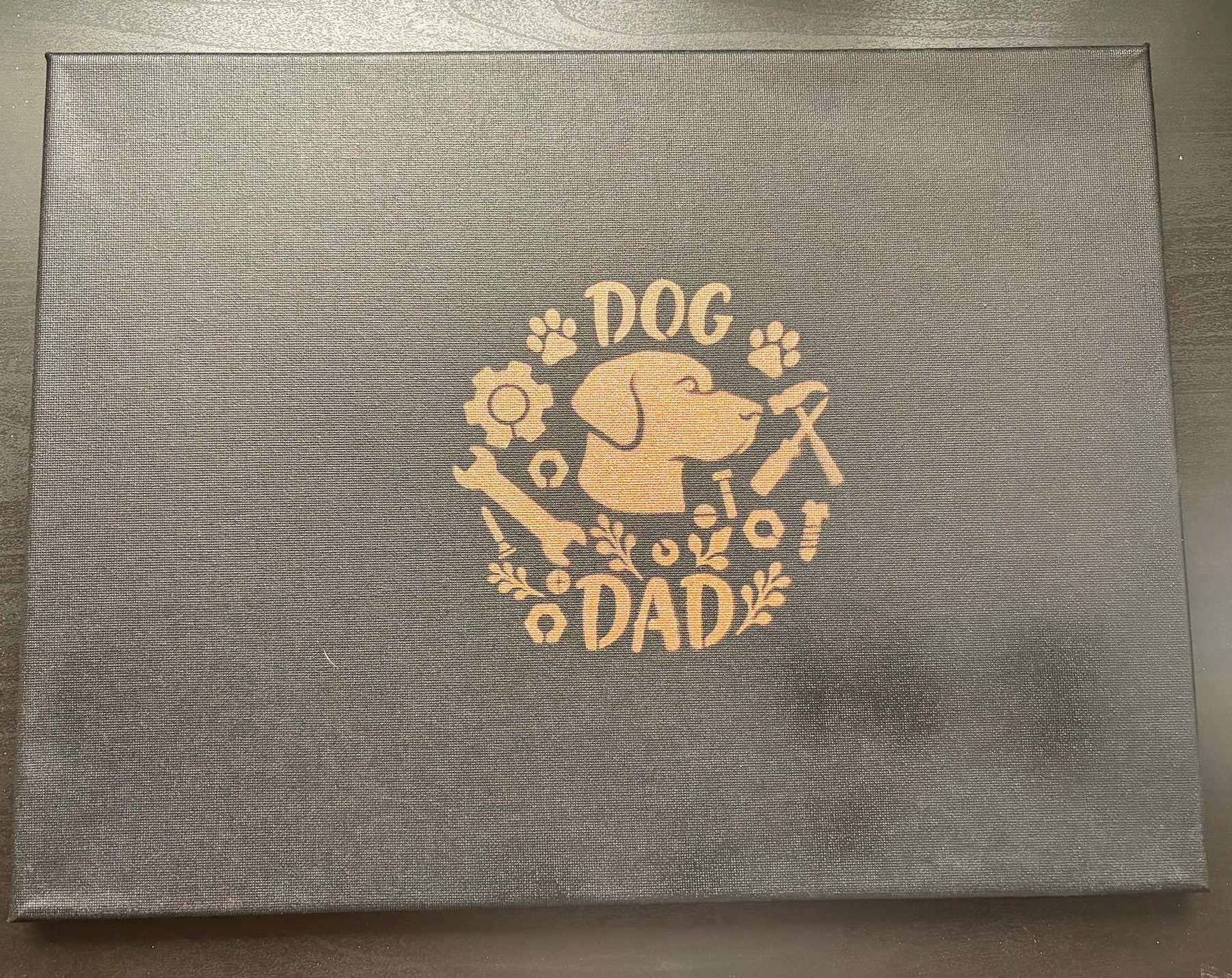 Leinwand „Dog Dad“ bronze