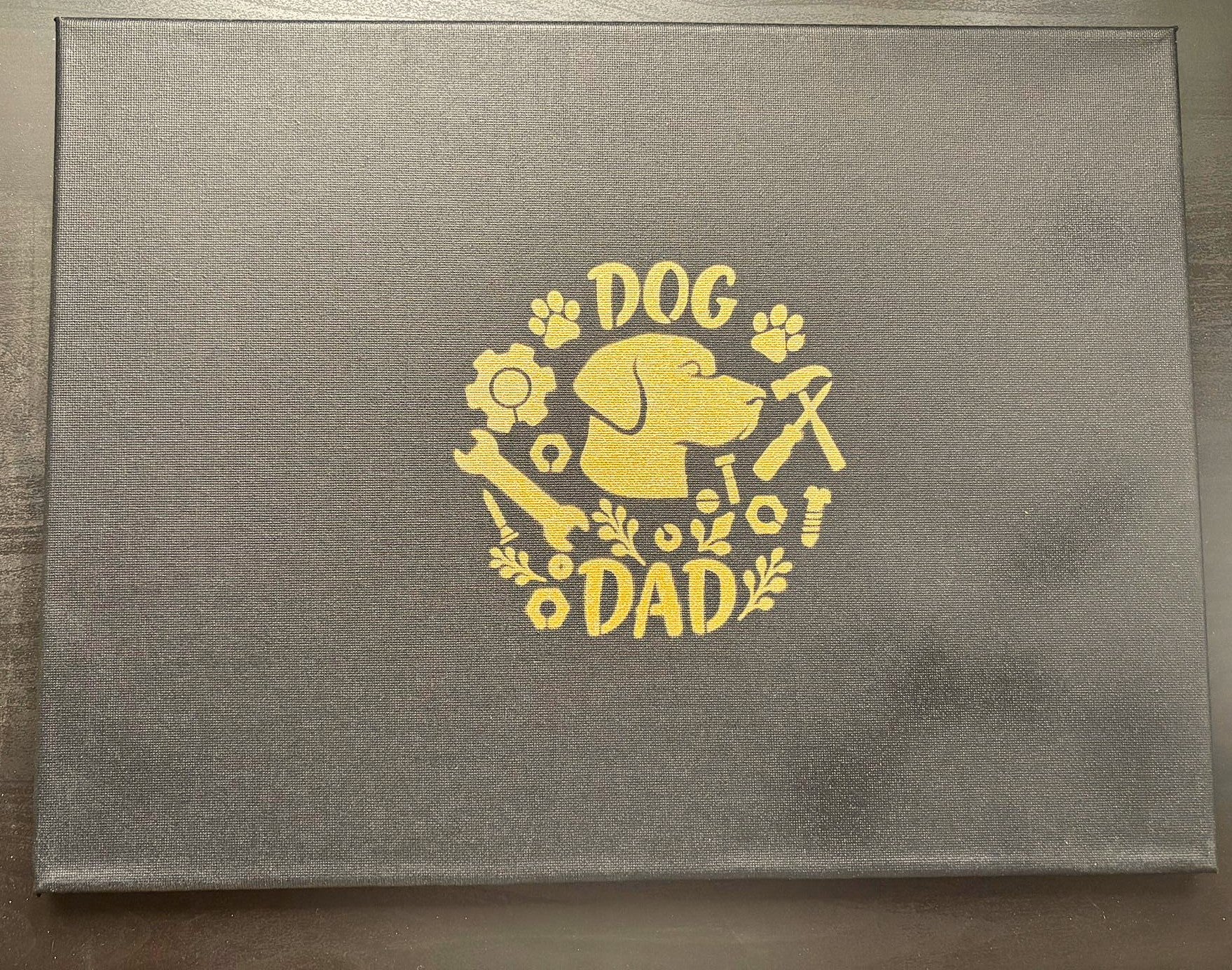 Leinwand „Dog Dad“ gold