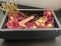 Schlüsselanhänger aus Kunstleder – rosa (lang) mit Schriftzug